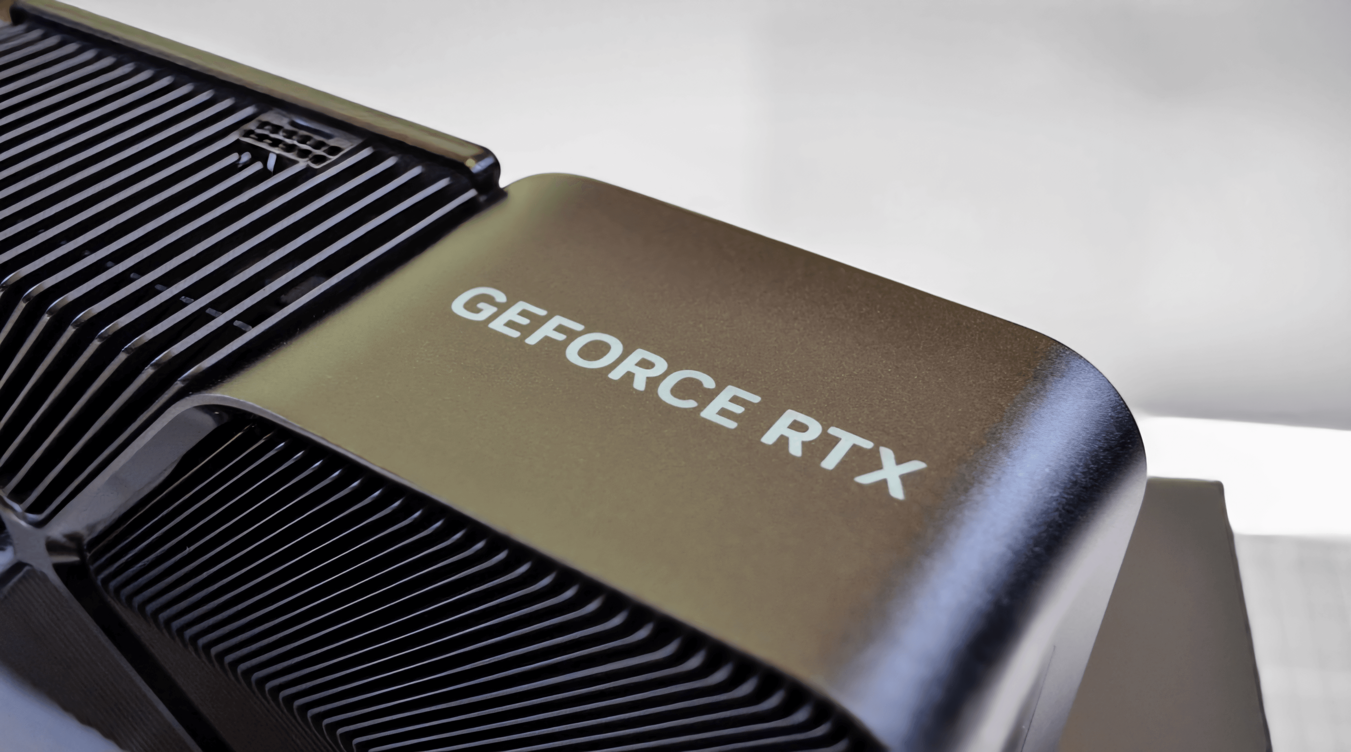 تسريب عبوة RTX 5080 يكشف مواصفات غير متوقعة قبل الإطلاق 2