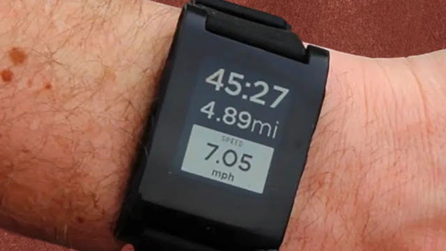 تاريخ ساعة Pebble الذكية